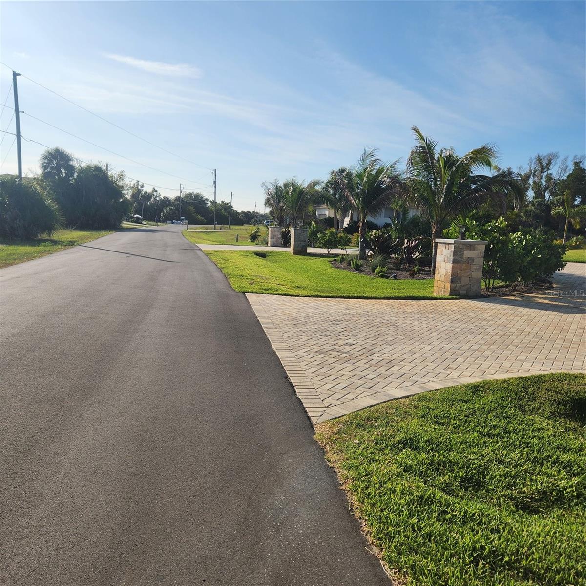 Image 6 of 9 For 420 Spaniards Road