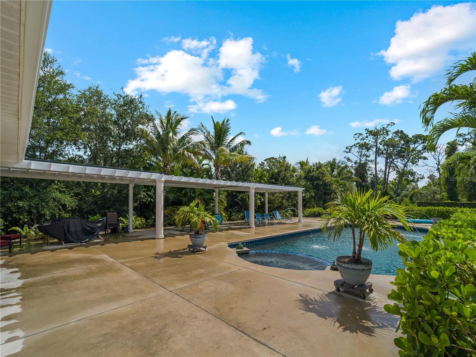 Image 14 of 80 For 1981 Bayshore Drive