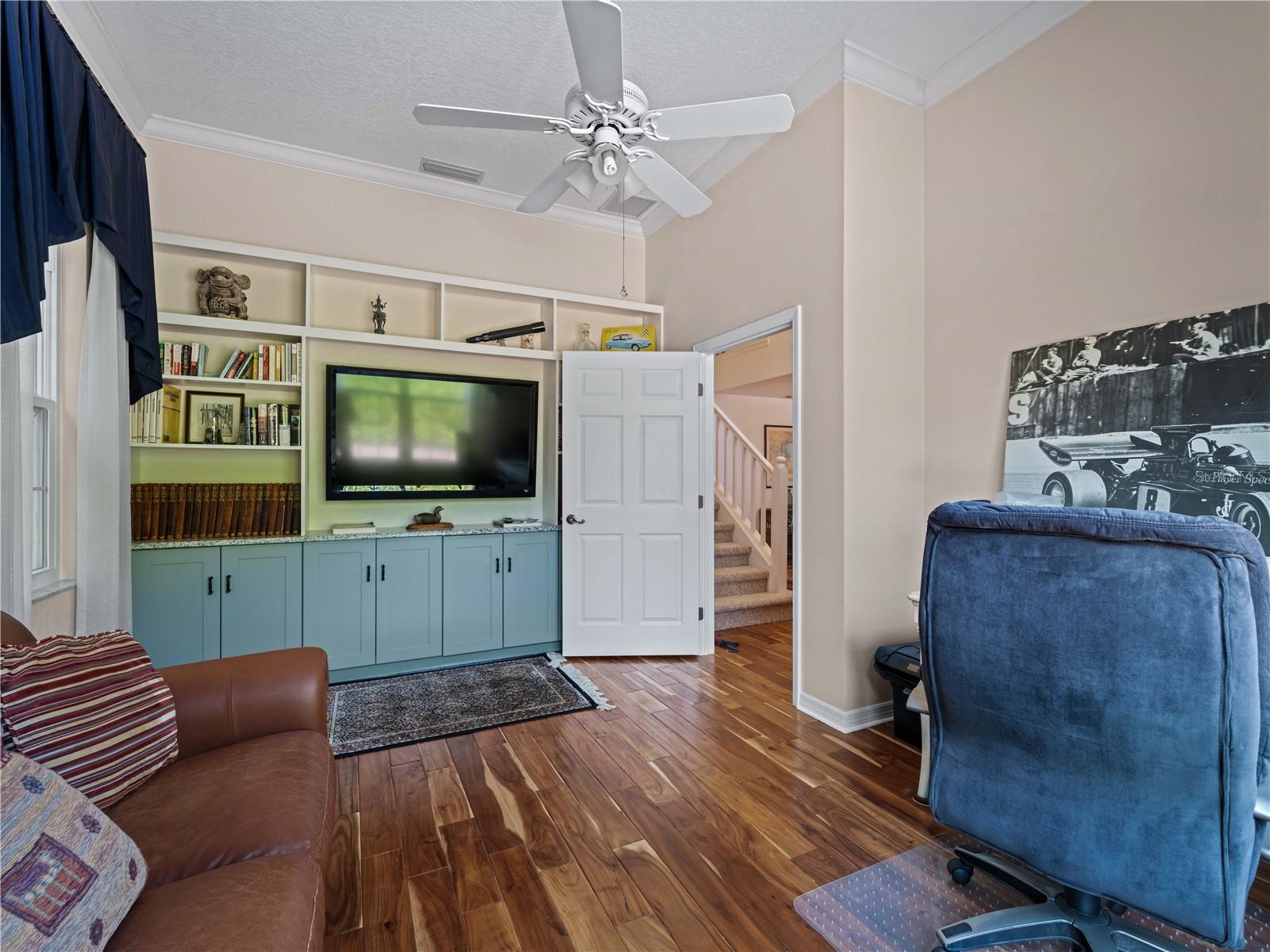 Image 53 of 80 For 1981 Bayshore Drive