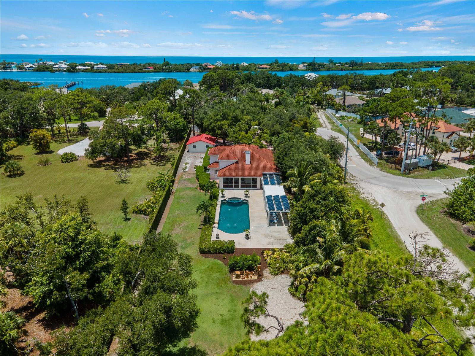 Image 6 of 80 For 1981 Bayshore Drive