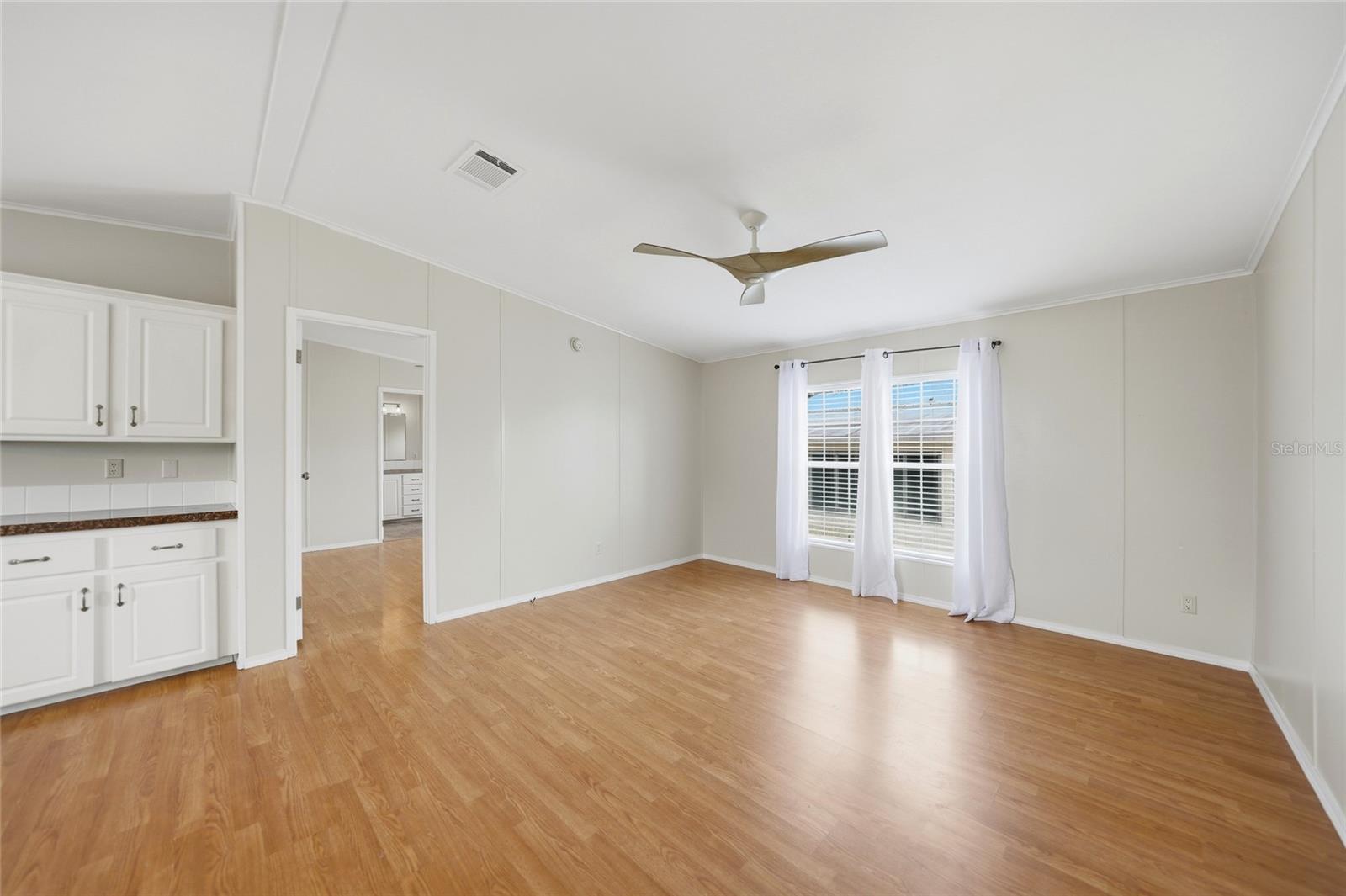 Image 5 of 54 For 4810 Highway 72  162