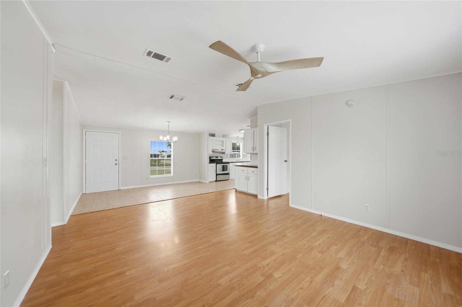 Image 7 of 54 For 4810 Highway 72  162