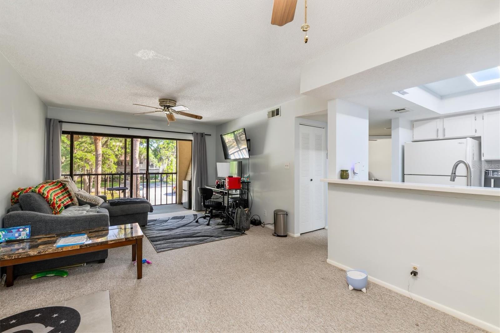 Image 13 of 42 For 19505 Quesada Avenue C203