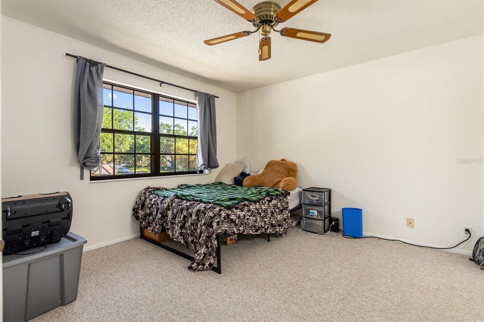 Image 21 of 42 For 19505 Quesada Avenue C203