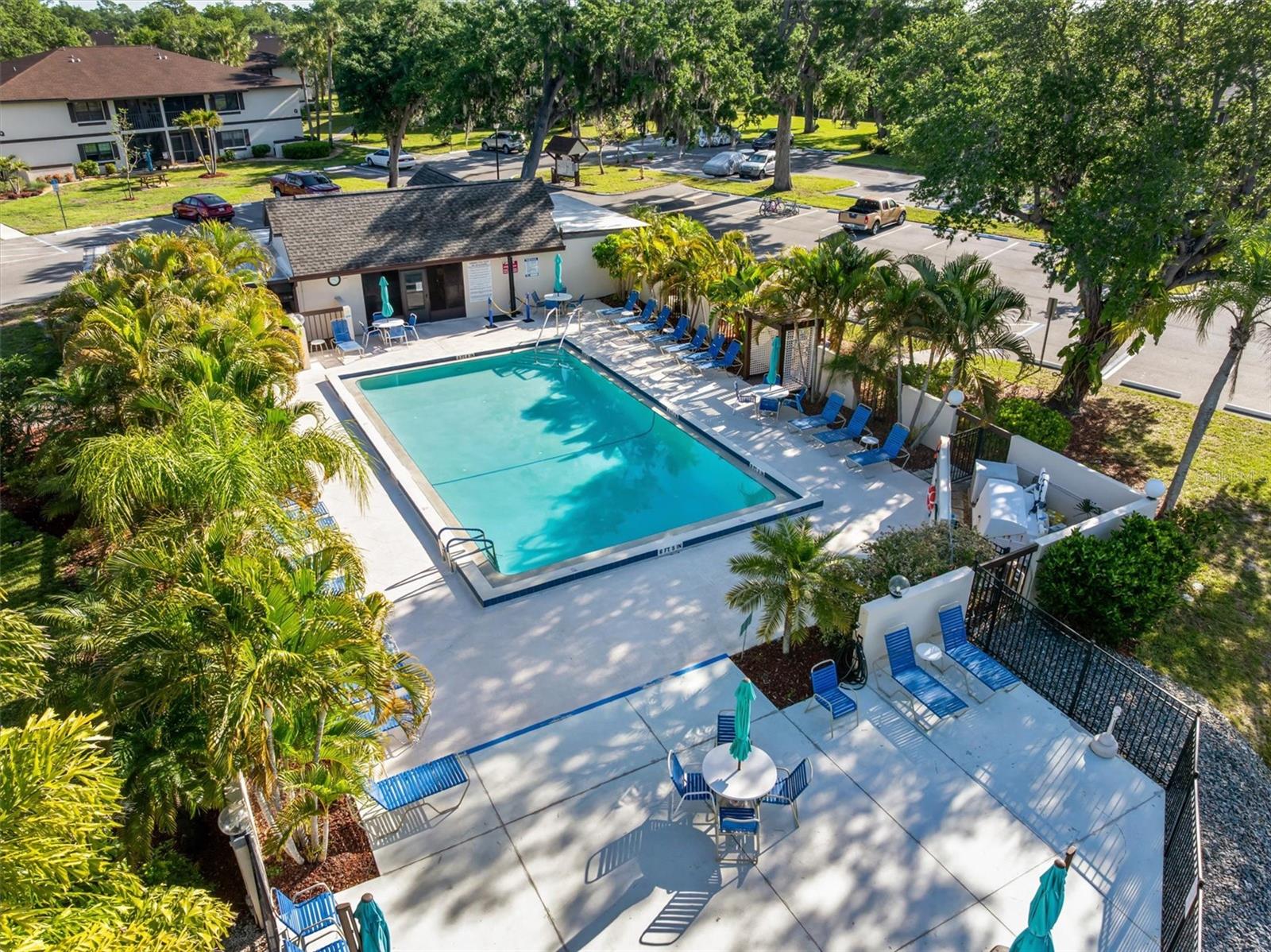 Image 40 of 42 For 19505 Quesada Avenue C203