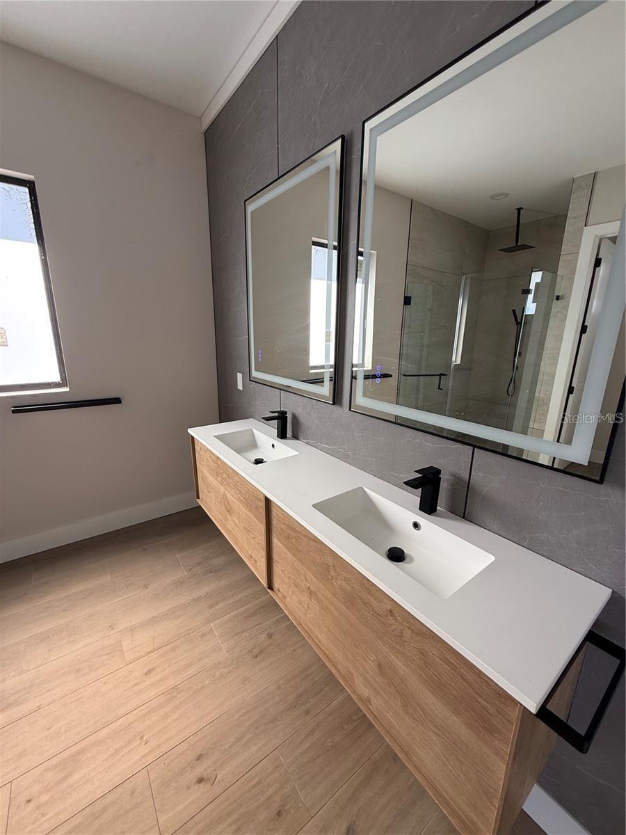 Image 15 of 20 For 47 Brig Circle E