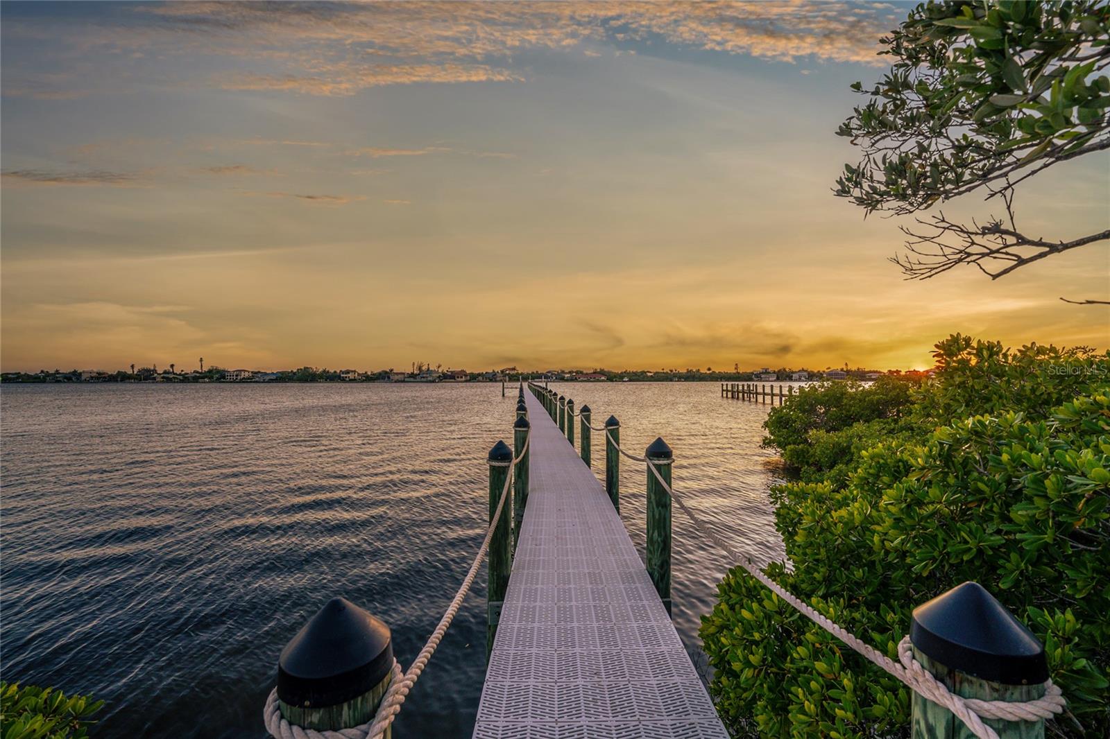 Image 2 of 22 For Bayshore Drive