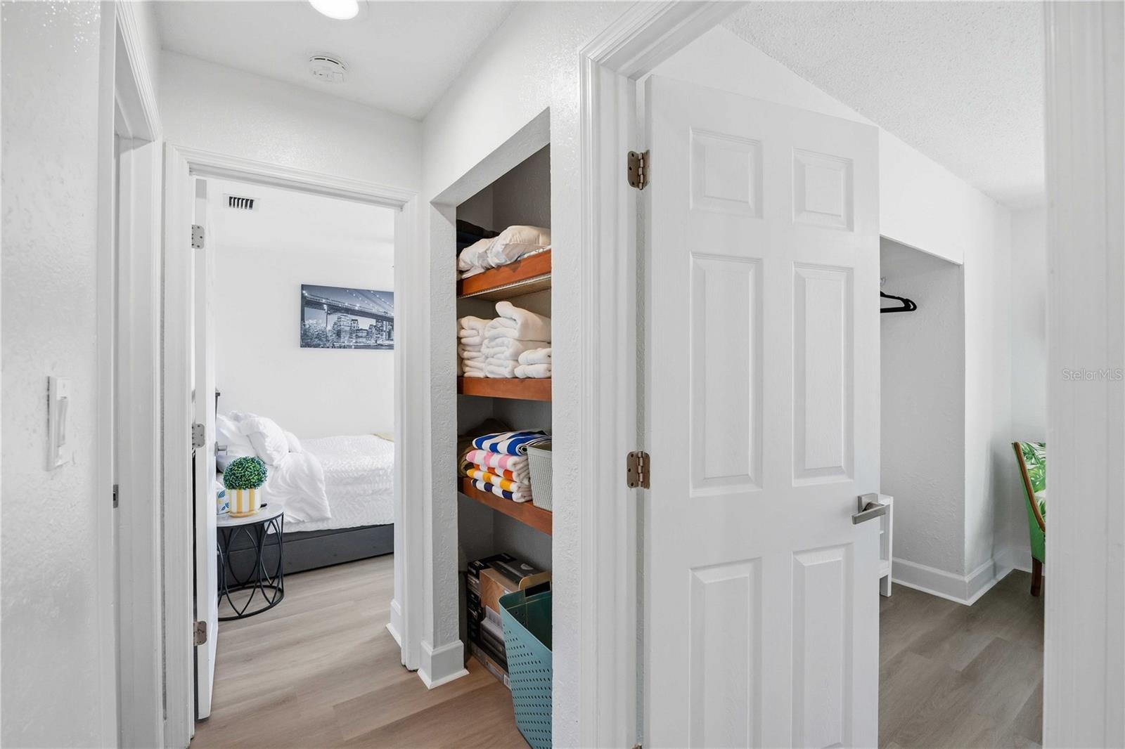 Image 21 of 61 For 5281 Boyle Terrace