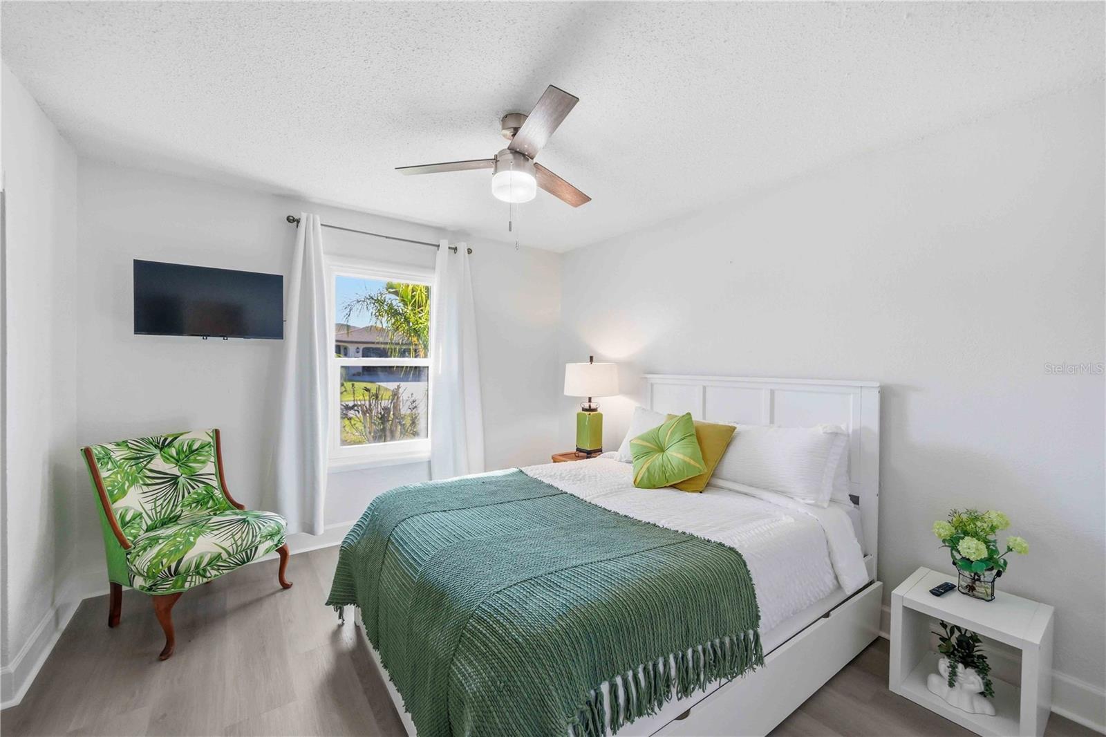 Image 22 of 61 For 5281 Boyle Terrace