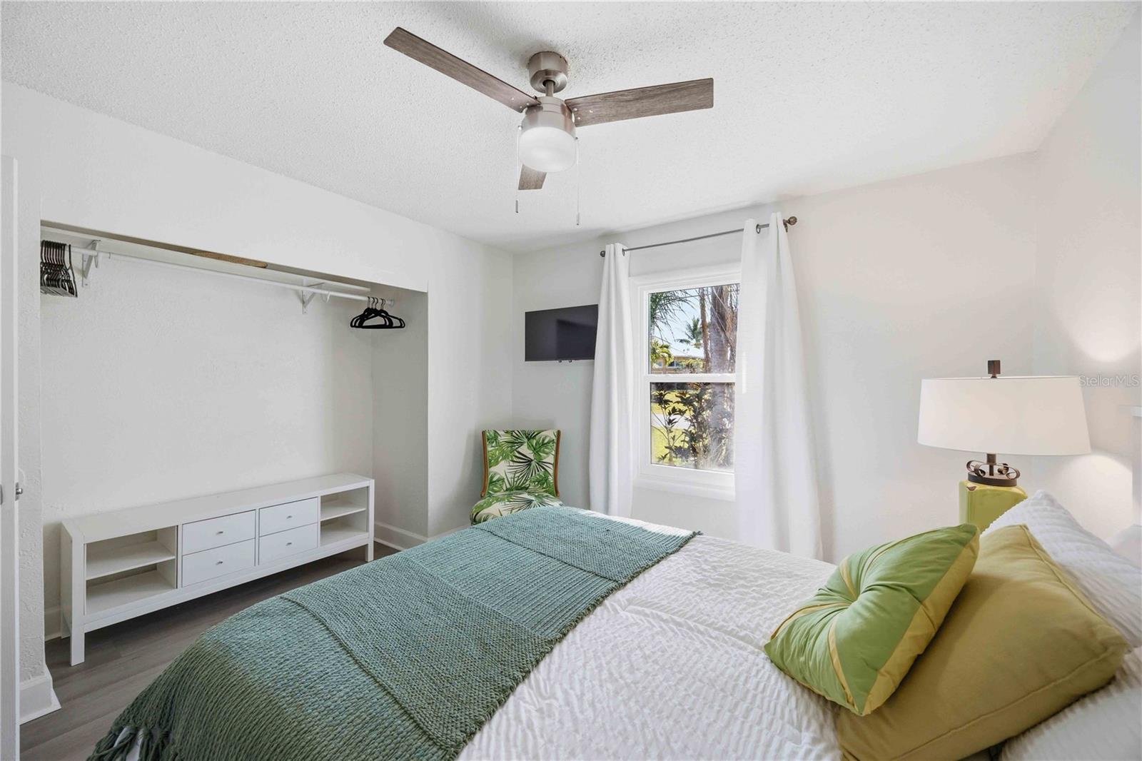 Image 23 of 61 For 5281 Boyle Terrace