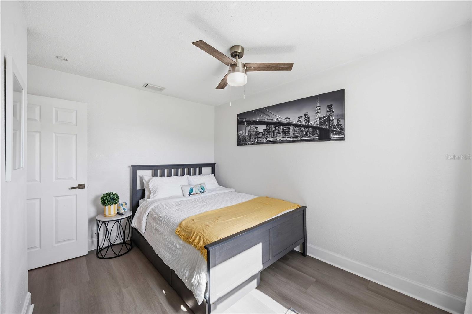 Image 28 of 61 For 5281 Boyle Terrace