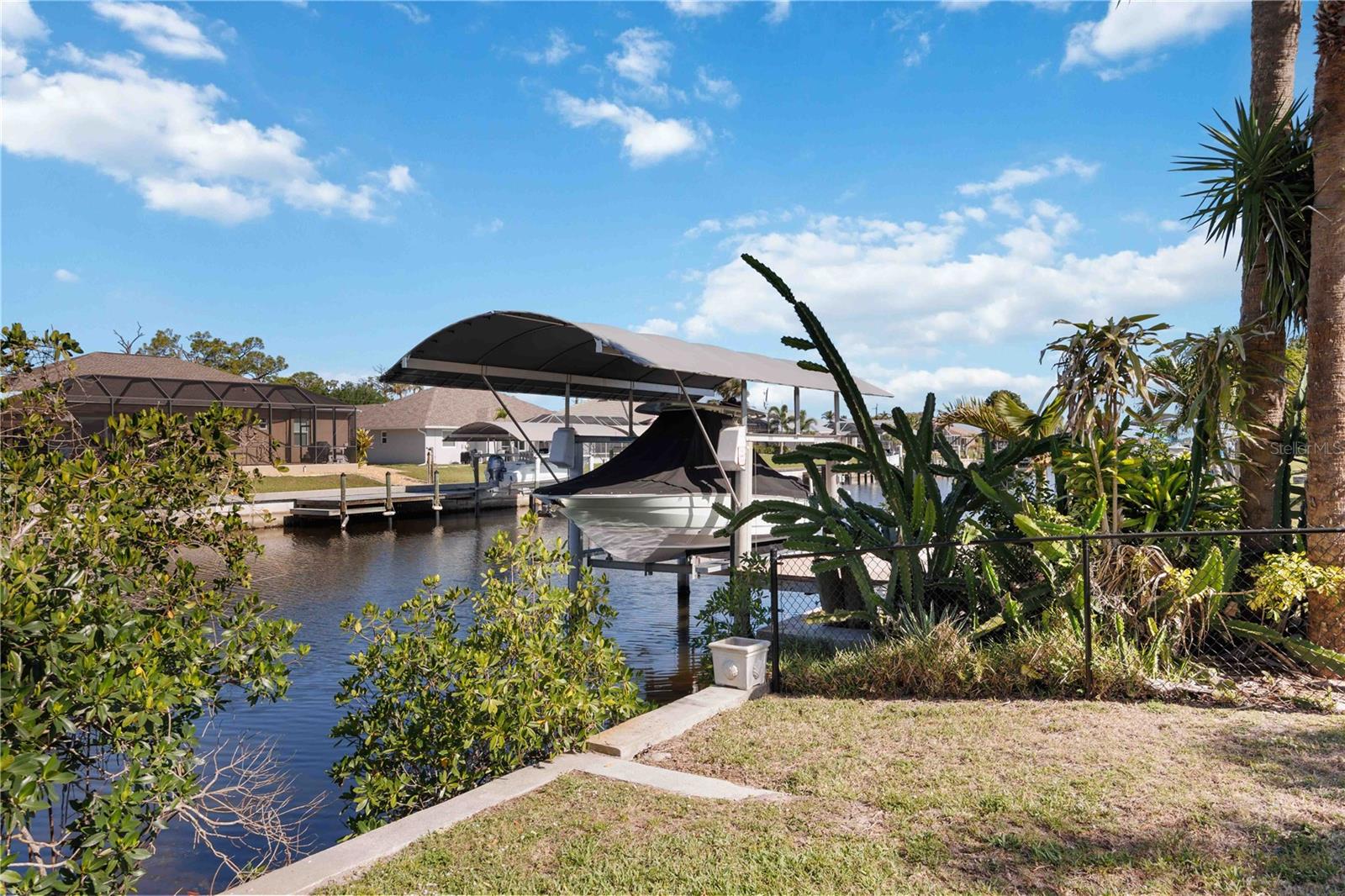 Image 3 of 61 For 5281 Boyle Terrace