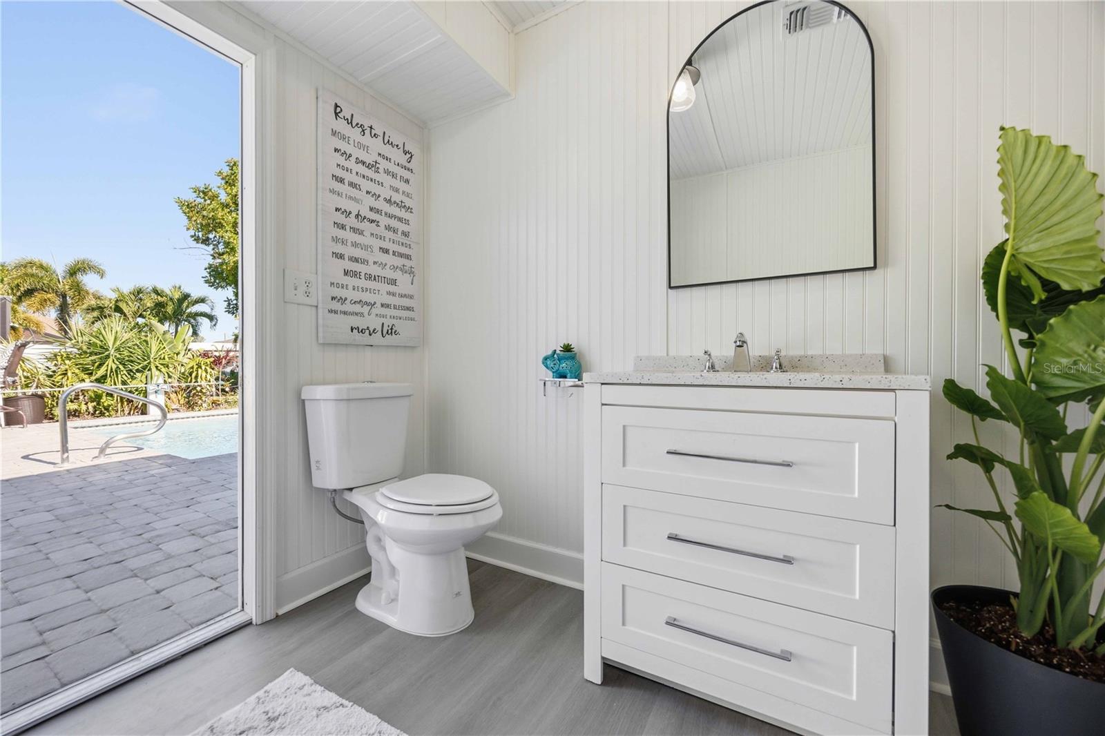 Image 33 of 61 For 5281 Boyle Terrace