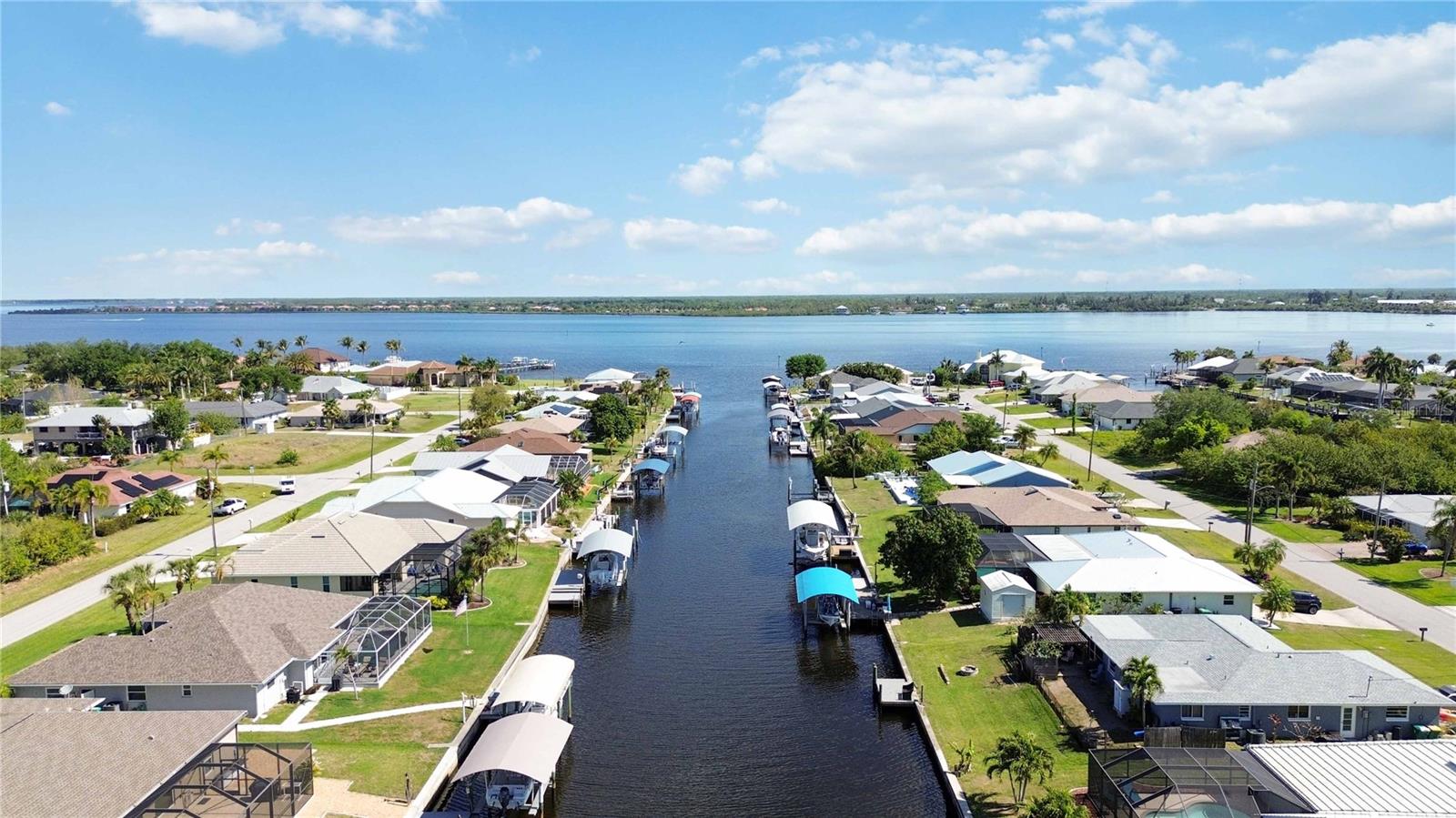 Image 4 of 61 For 5281 Boyle Terrace