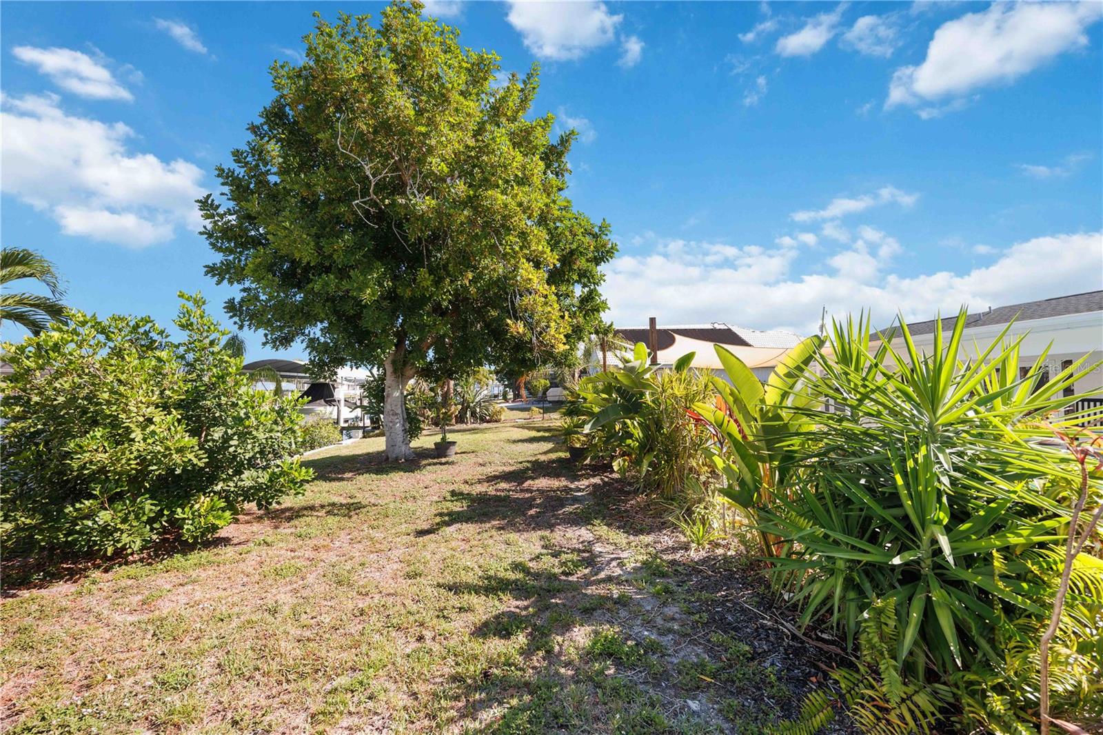 Image 49 of 61 For 5281 Boyle Terrace