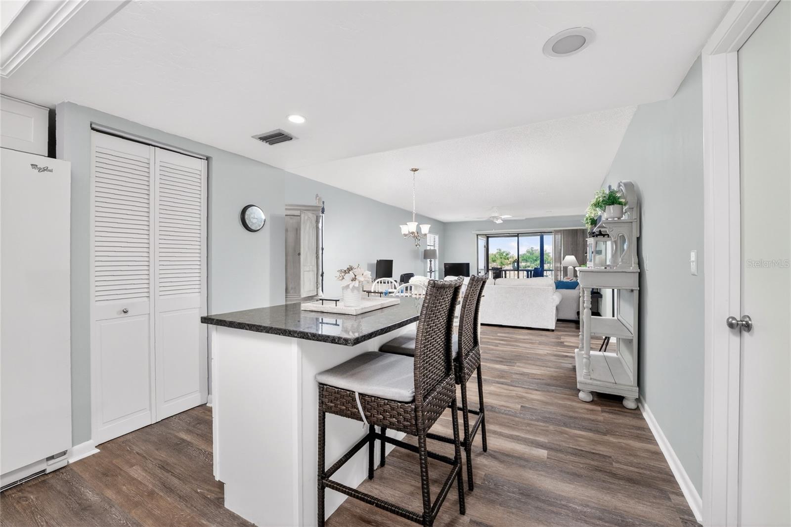 Image 15 of 42 For 150 Englewood Isles Parkway 108