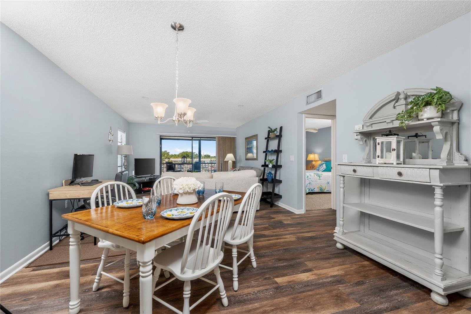 Image 18 of 42 For 150 Englewood Isles Parkway 108