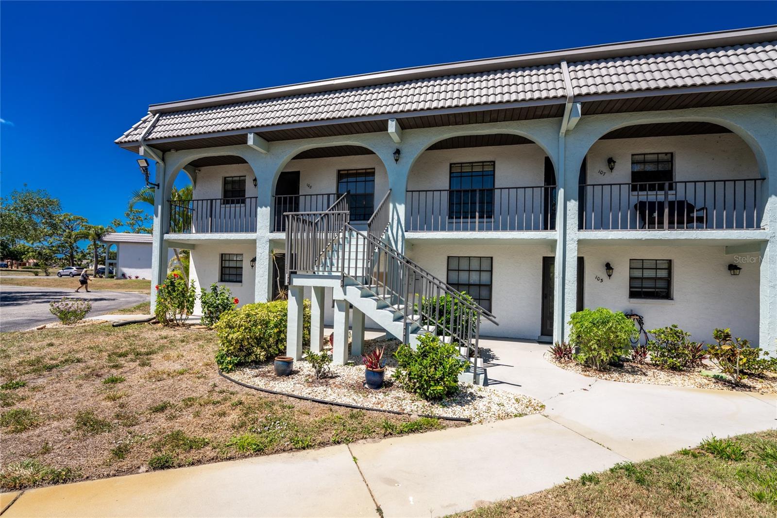 Image 6 of 42 For 150 Englewood Isles Parkway 108