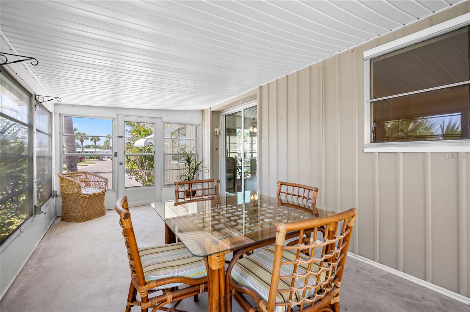 Image 12 of 44 For 5751 Hyacinth Road