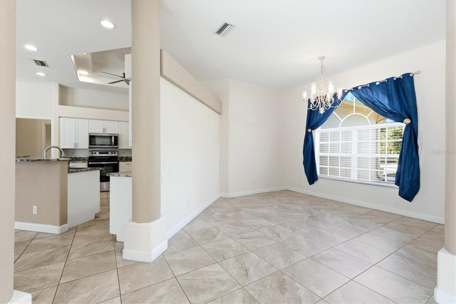 Image 18 of 33 For 2635 Manasota Beach Road