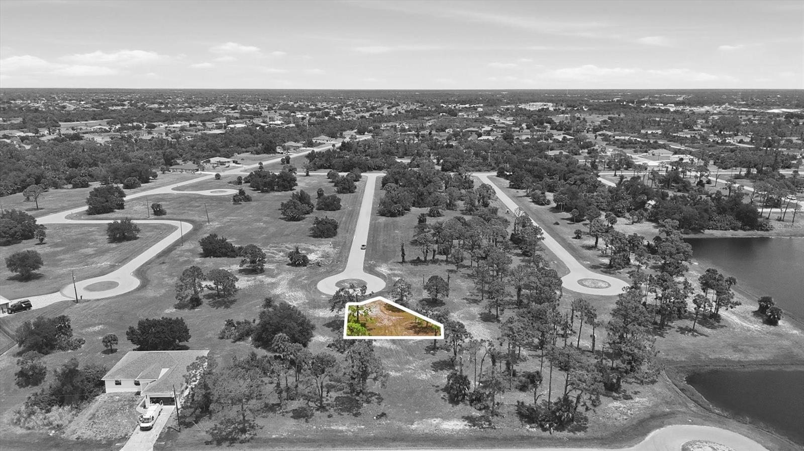 Image 3 of 17 For 1 Topside Road