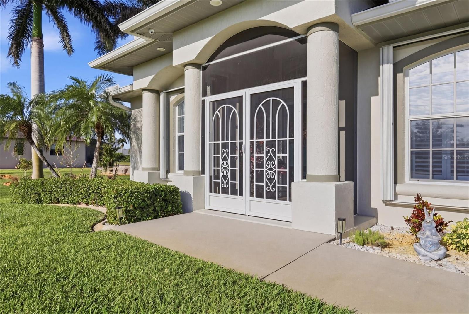 Image 11 of 61 For 8050 Tracy Circle