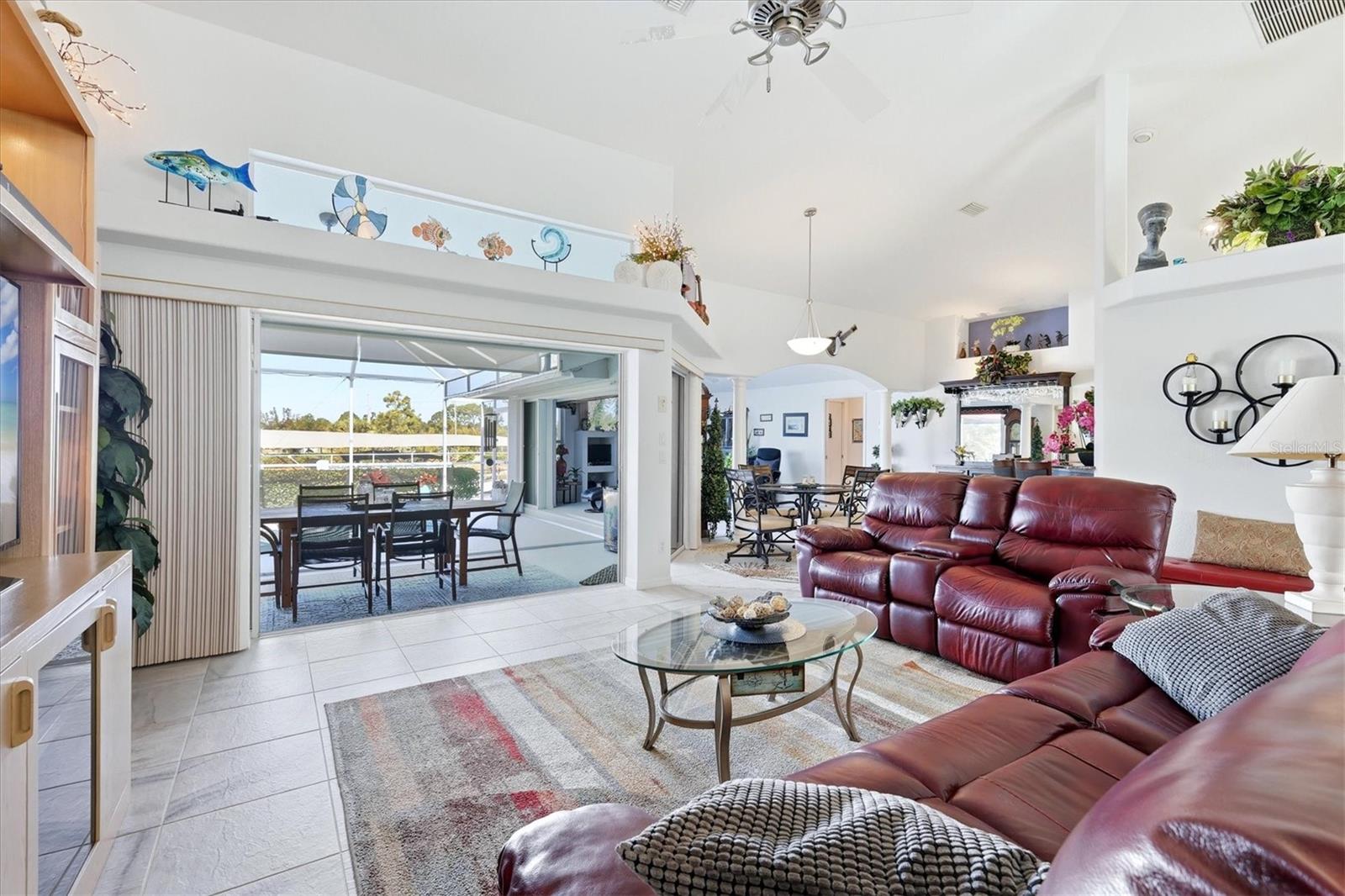 Image 15 of 61 For 8050 Tracy Circle