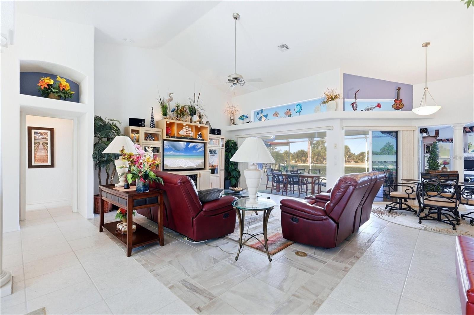 Image 16 of 61 For 8050 Tracy Circle