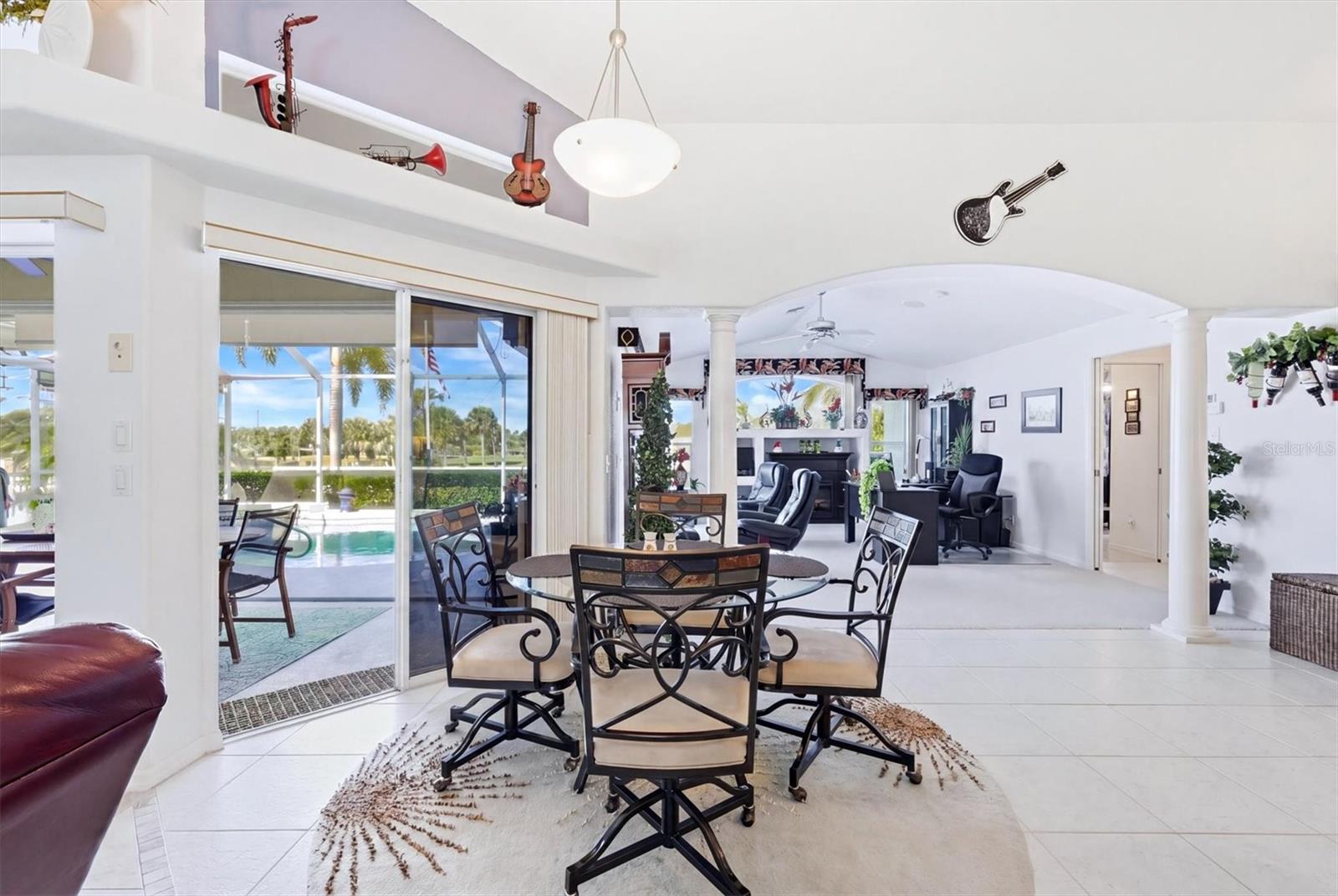 Image 25 of 61 For 8050 Tracy Circle