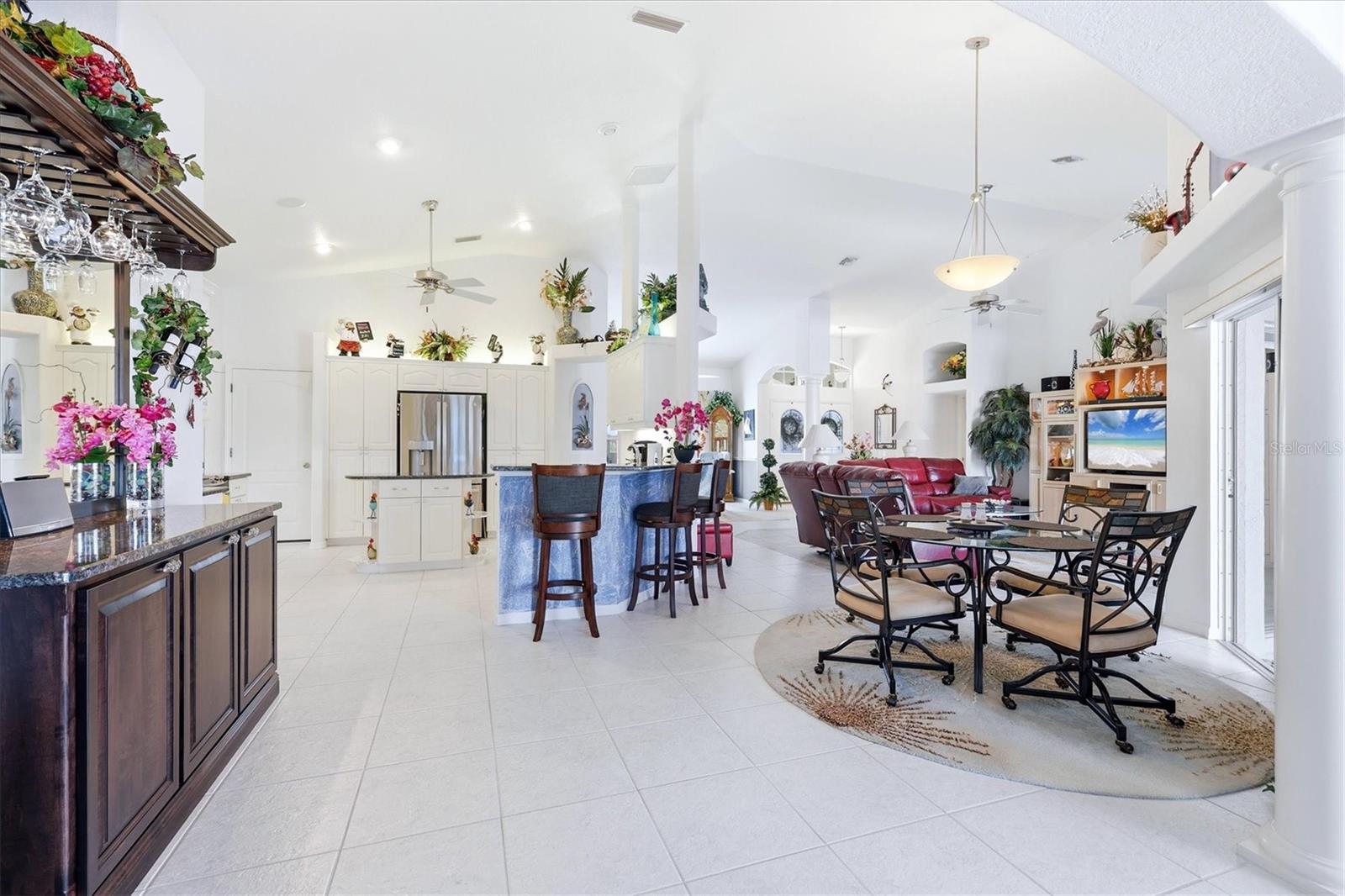 Image 26 of 61 For 8050 Tracy Circle