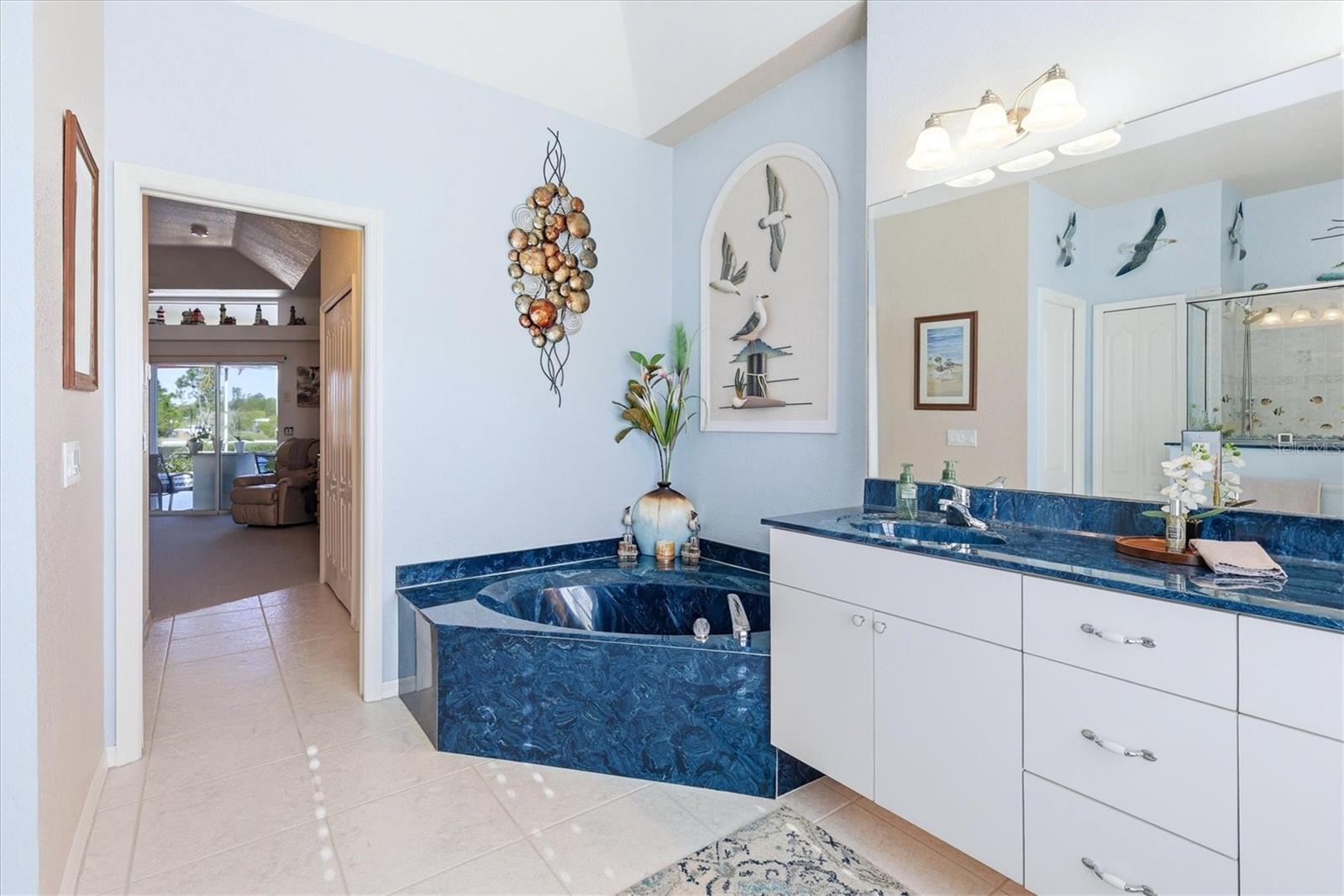 Image 31 of 61 For 8050 Tracy Circle