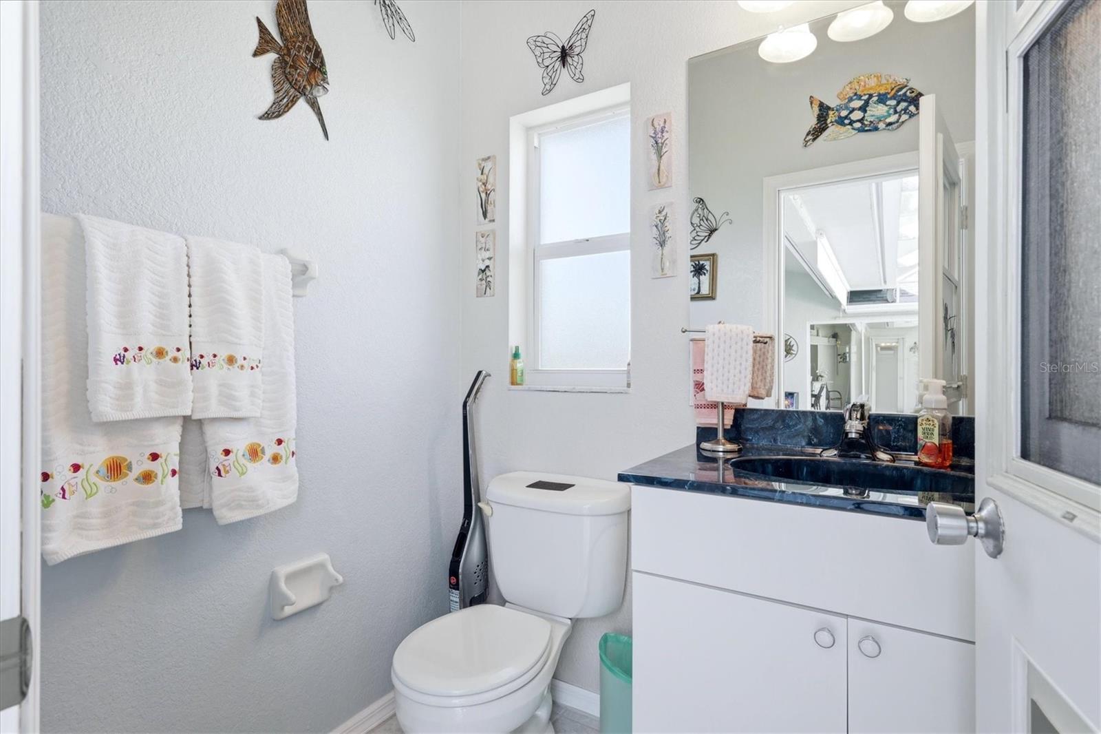 Image 36 of 61 For 8050 Tracy Circle