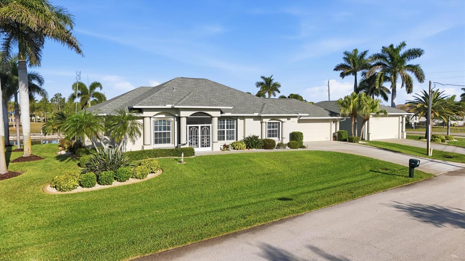 Image 6 of 61 For 8050 Tracy Circle