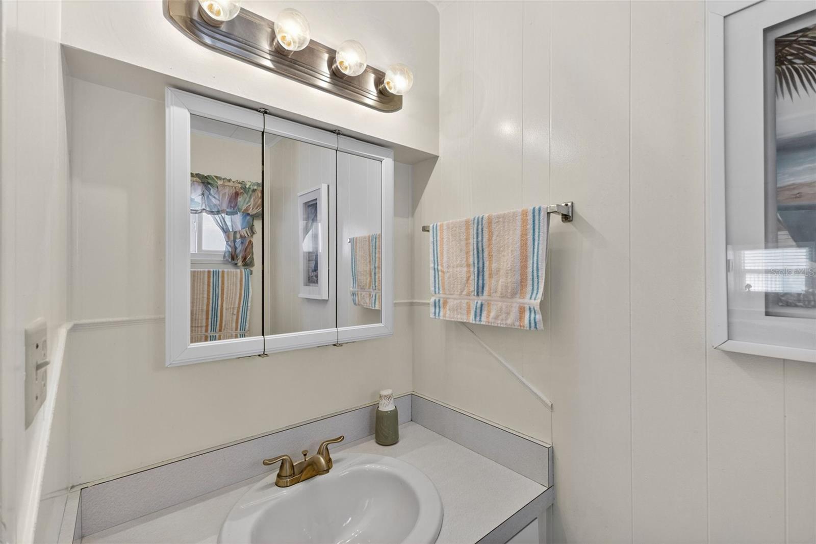 Image 15 of 30 For 1812 Minnesota Avenue