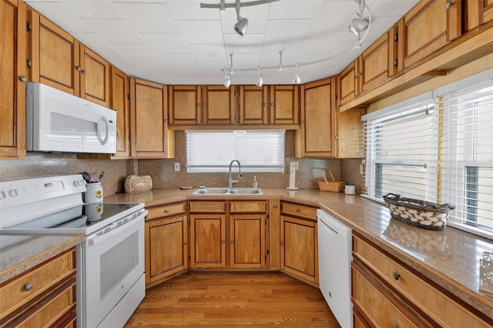 Image 4 of 30 For 1812 Minnesota Avenue