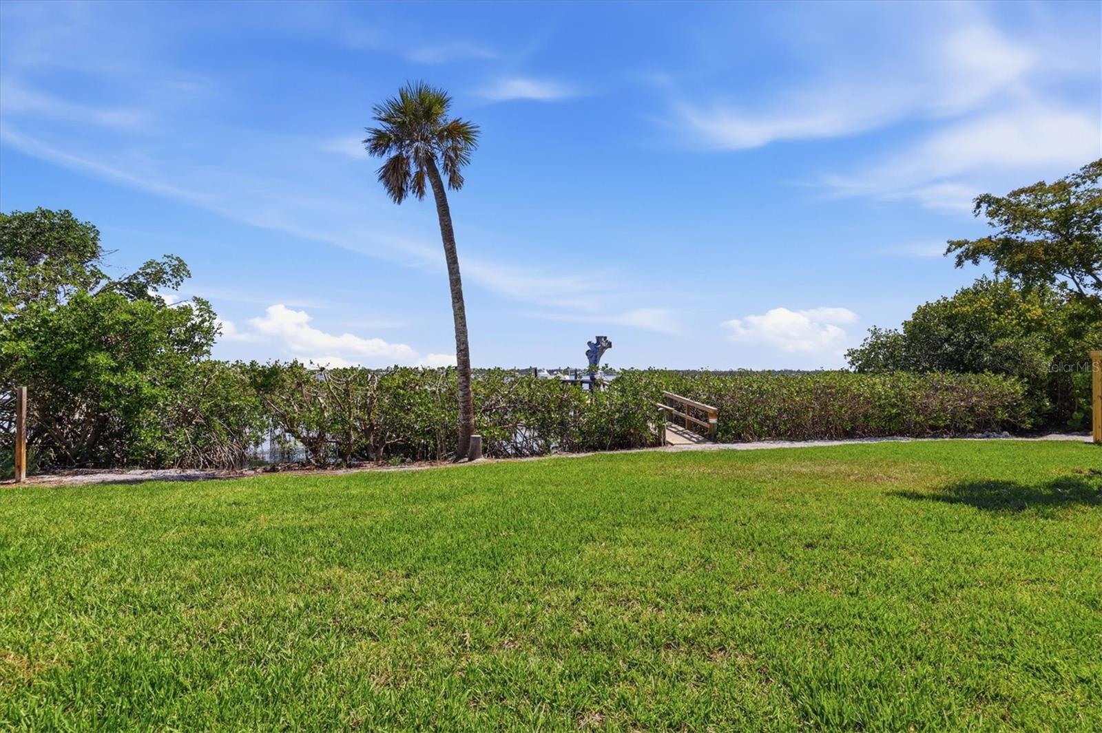 Image 39 of 56 For 6421 Manasota Key Road