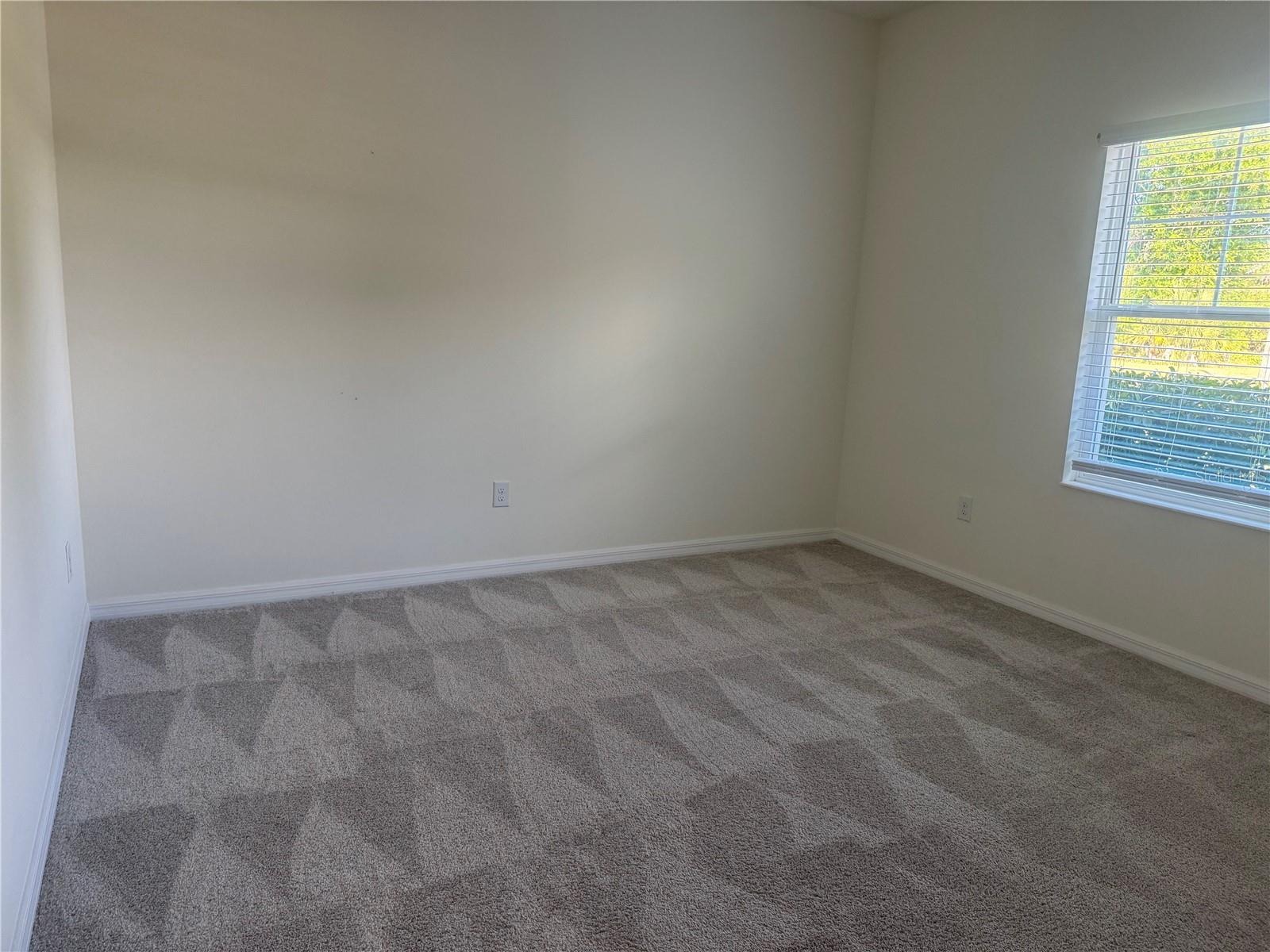 Image 13 of 21 For 108 Boxwood Lane