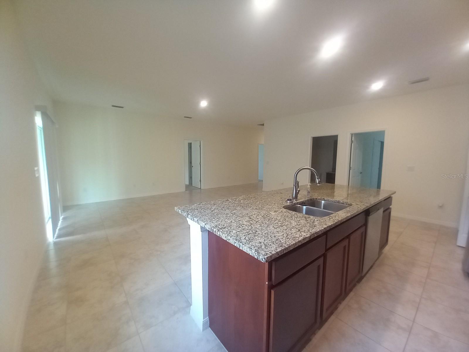 Image 4 of 21 For 108 Boxwood Lane