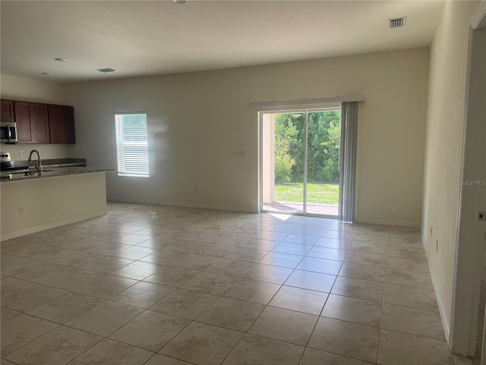 Image 6 of 21 For 108 Boxwood Lane