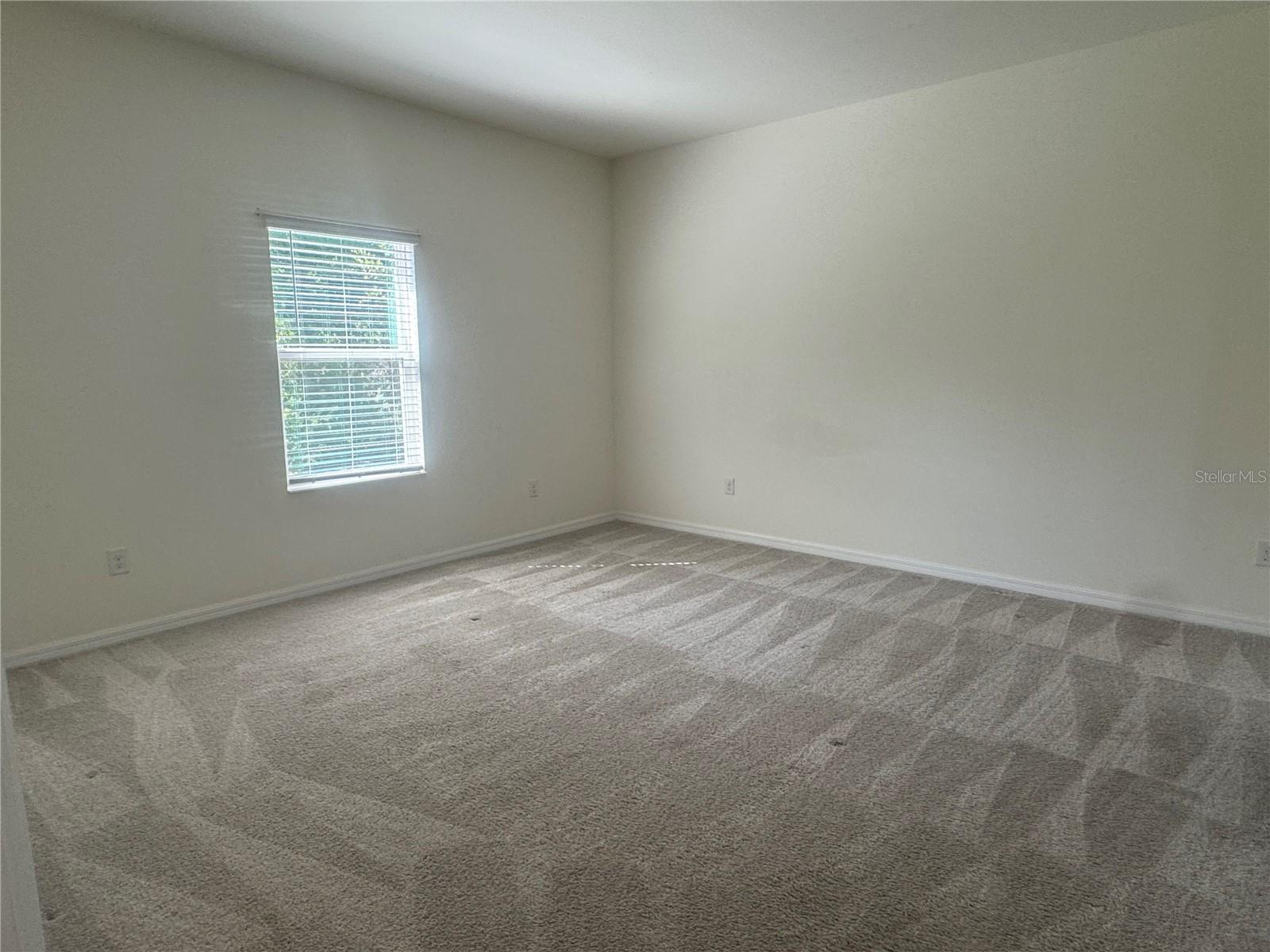 Image 8 of 21 For 108 Boxwood Lane