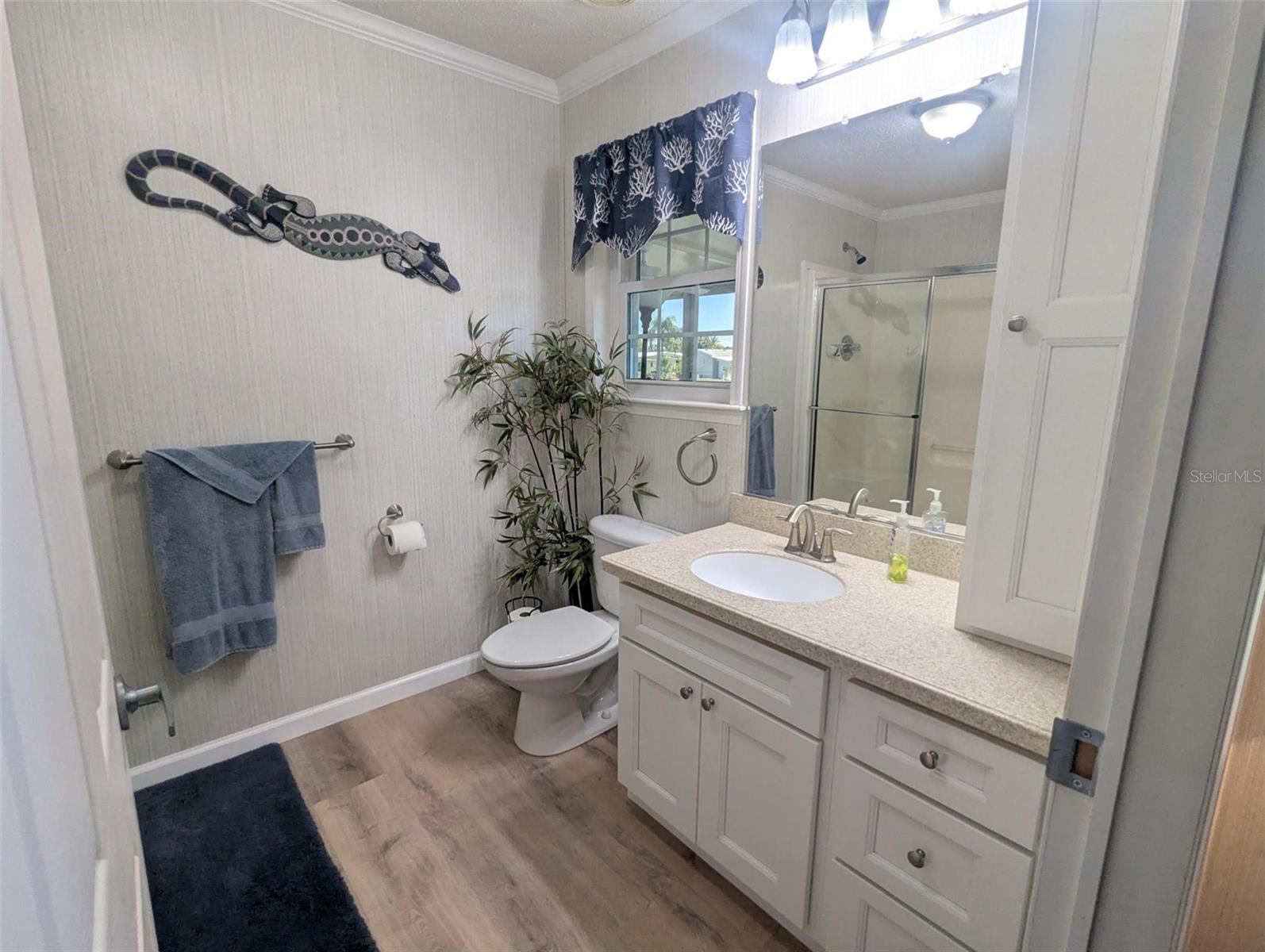 Image 15 of 66 For 2100 Kings Hwy  1098