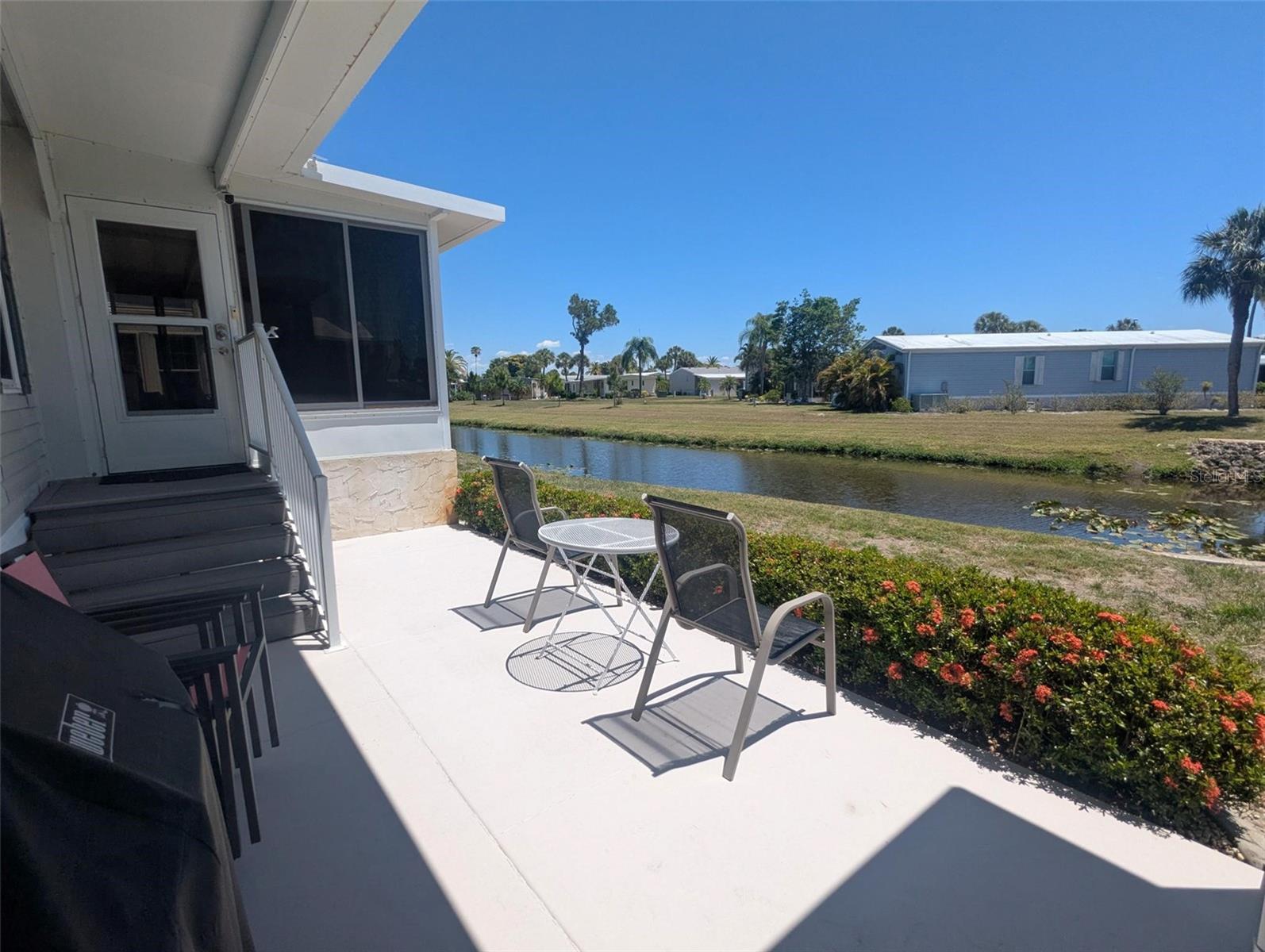 Image 4 of 66 For 2100 Kings Hwy  1098