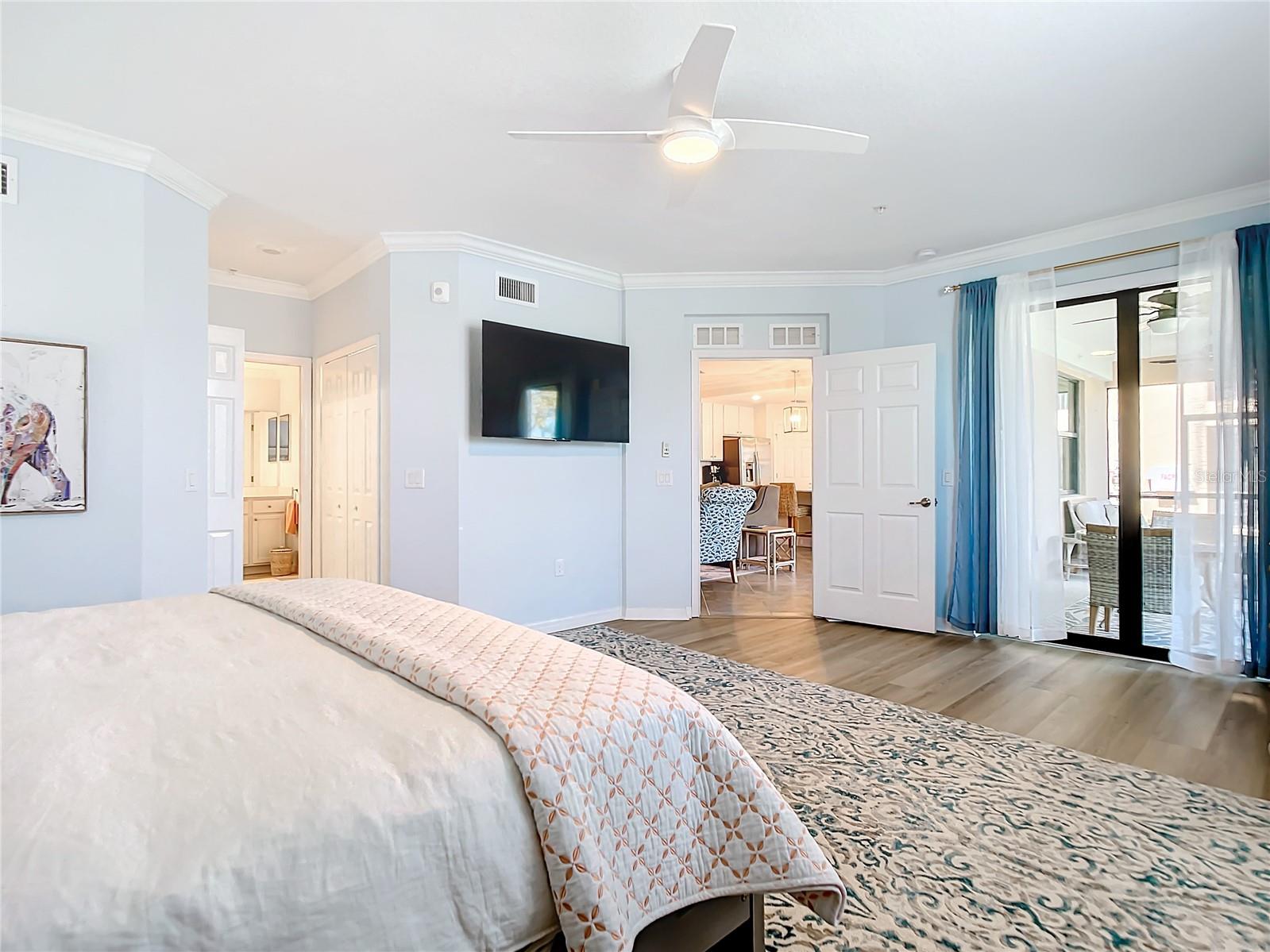 Image 23 of 95 For 10796 Tarflower Drive 101