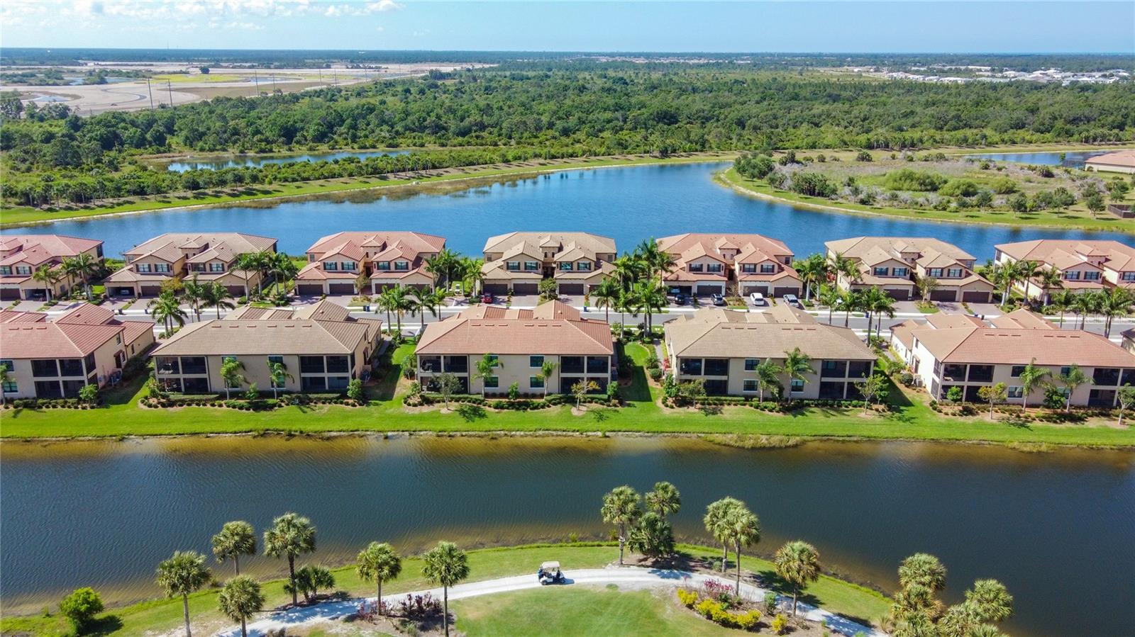 Image 49 of 95 For 10796 Tarflower Drive 101