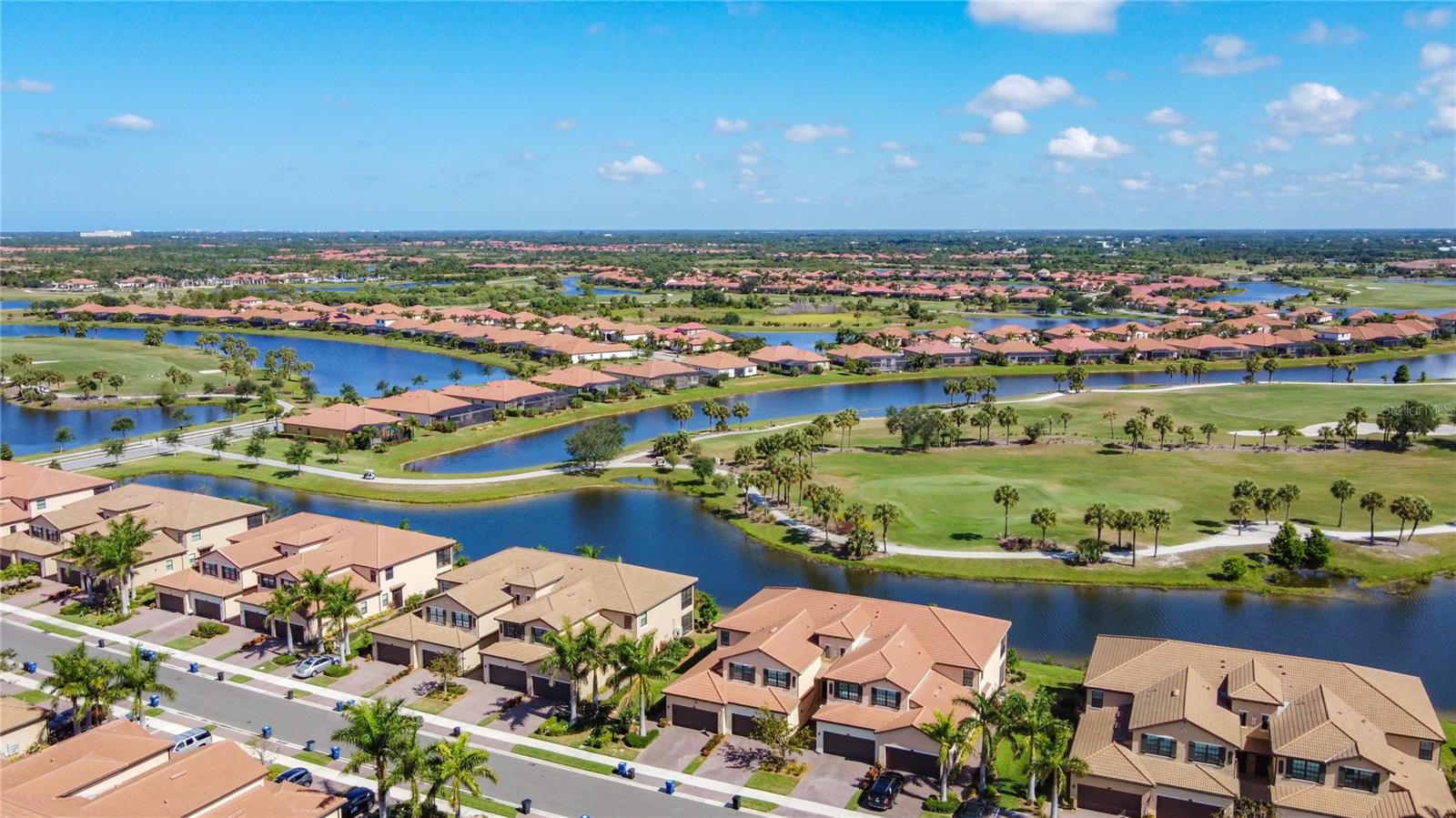 Image 6 of 95 For 10796 Tarflower Drive 101