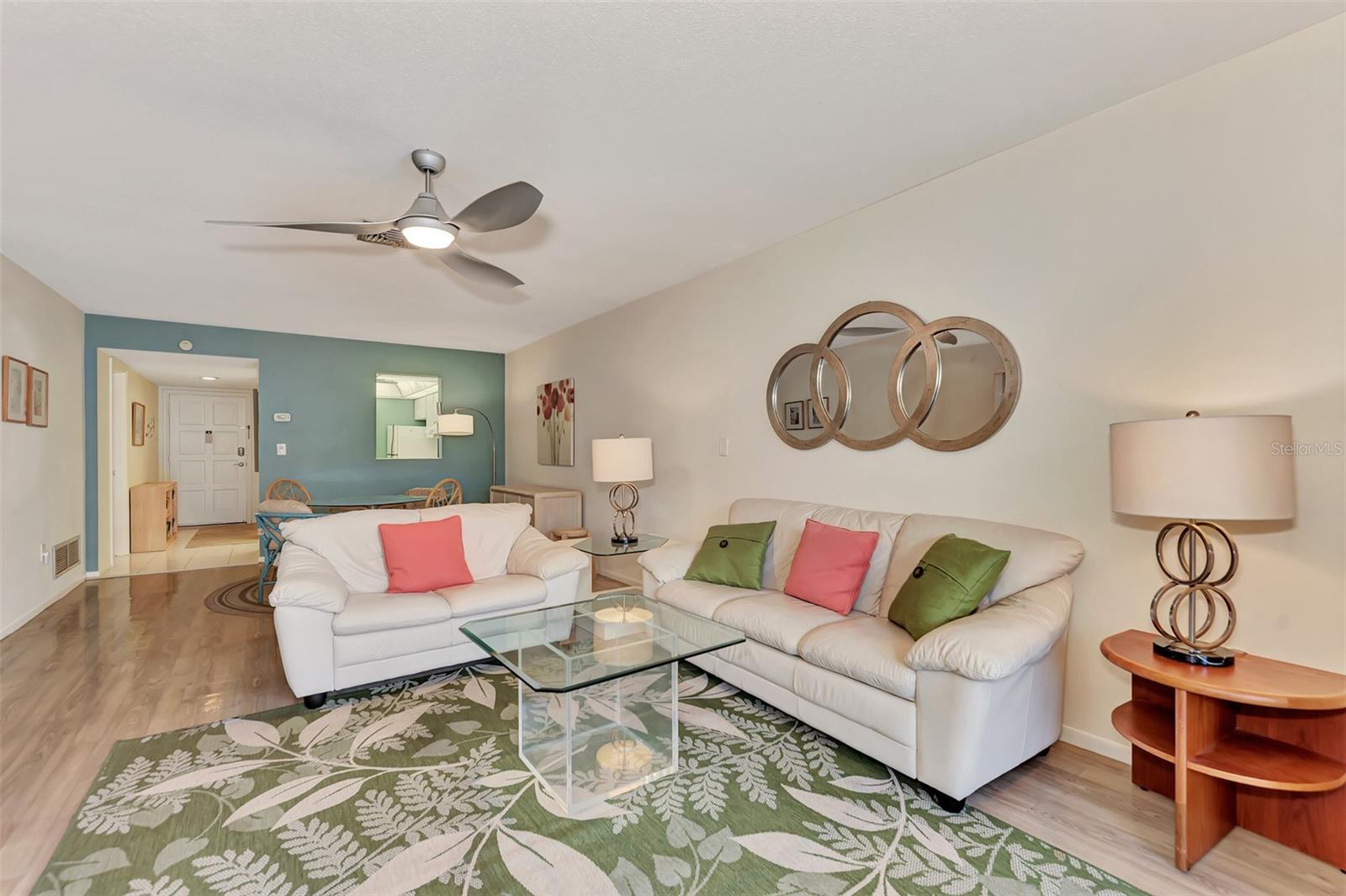 Image 14 of 53 For 260 Santa Maria Street 311