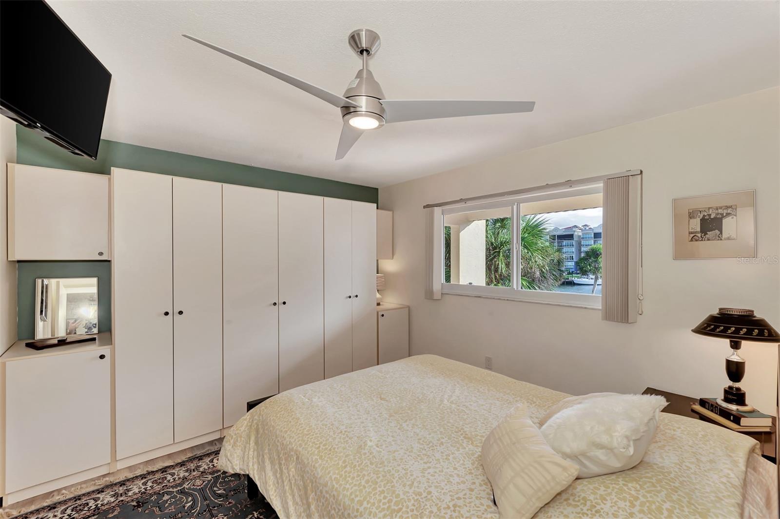Image 20 of 53 For 260 Santa Maria Street 311