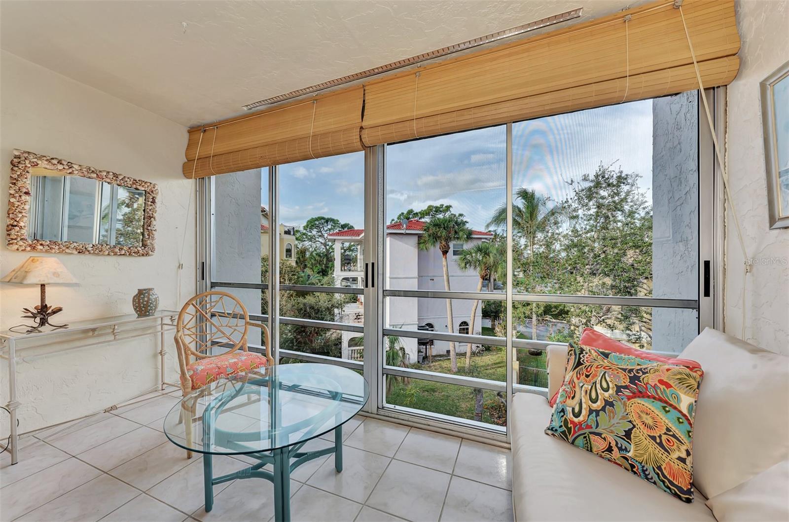 Image 30 of 53 For 260 Santa Maria Street 311