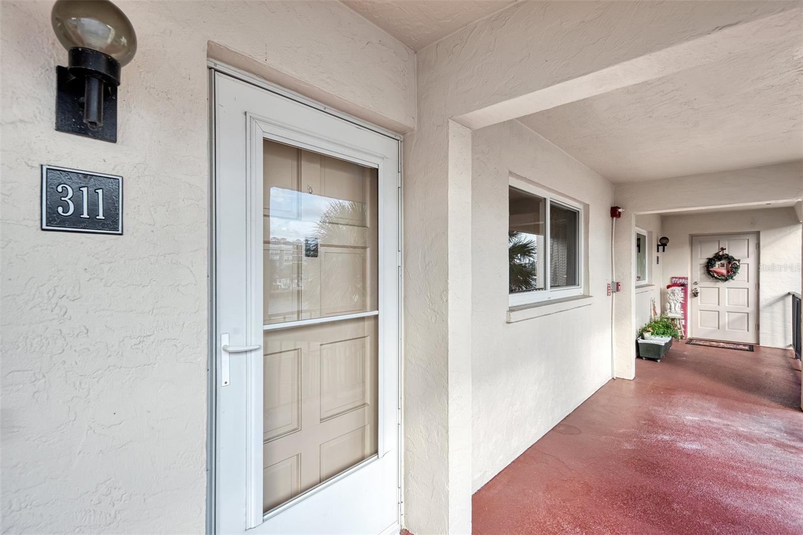 Image 4 of 53 For 260 Santa Maria Street 311