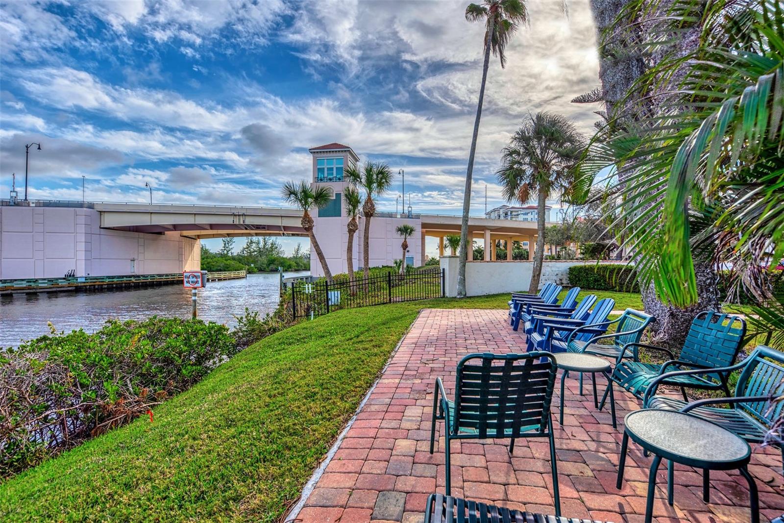 Image 46 of 53 For 260 Santa Maria Street 311